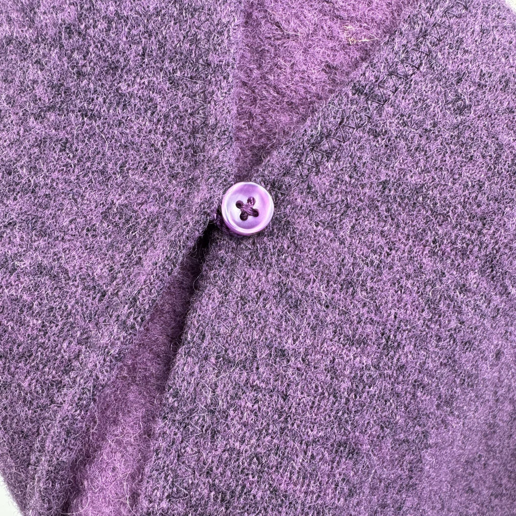 Wool vest made of jersey knit fleece with one button (lavender)