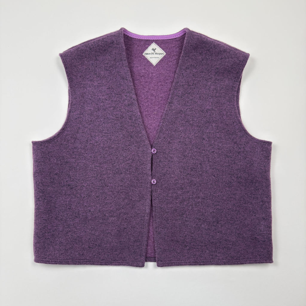 Wool vest made of jersey knit fleece with two buttons (lavender)