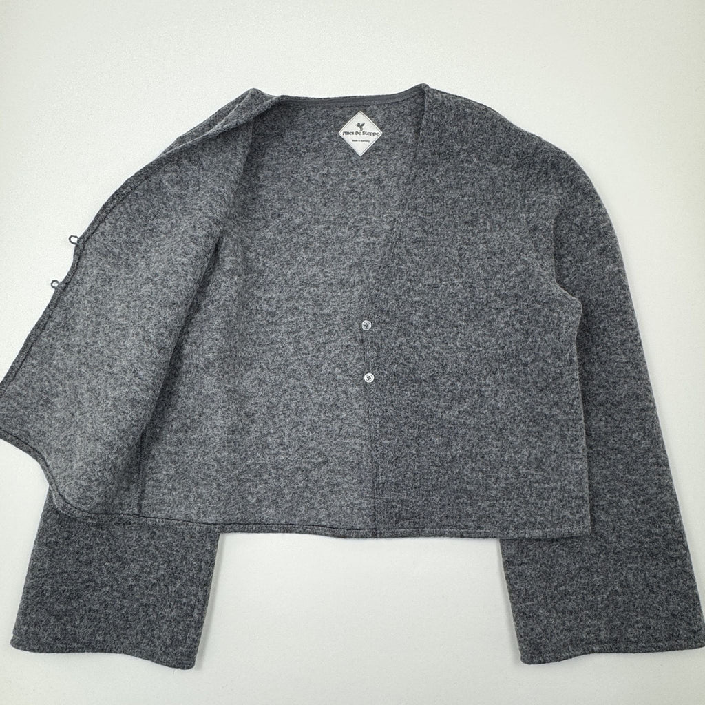 Cardigan with two buttons made of jersey-knit fleece wool (grey)