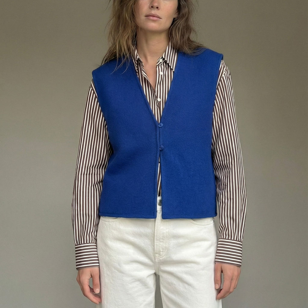 Wool vest made of jersey knit fleece with two buttons (royal blue)